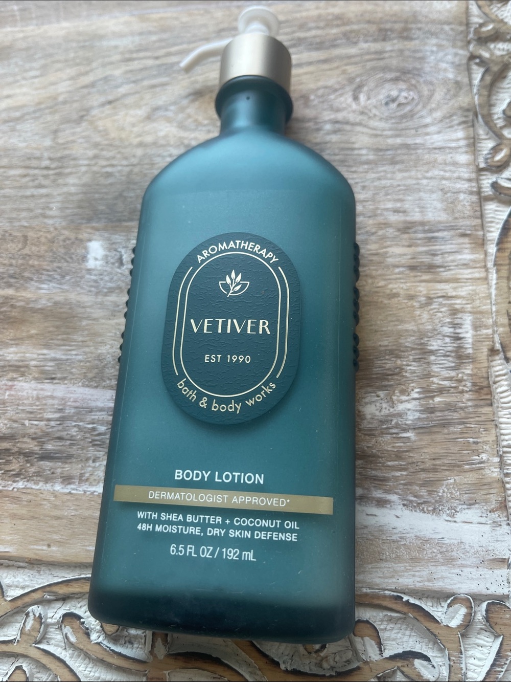 Bath & Body Works Vetiver Body Lotion - Teal & Gold Accents